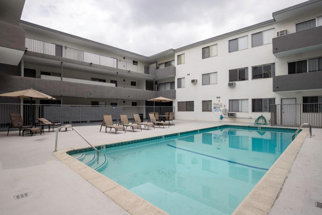 Apartamento Brentwood 1Br W Pool Nr San Vicente Blvd Lax-89 Los Ángeles Exterior foto